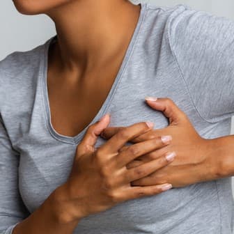 Contrattura Capsulare delle Protesi: riconoscere i sintomi!