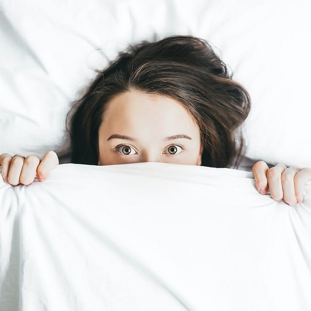 Come dormire dopo una Mastoplastica: posizione perfetta e risveglio