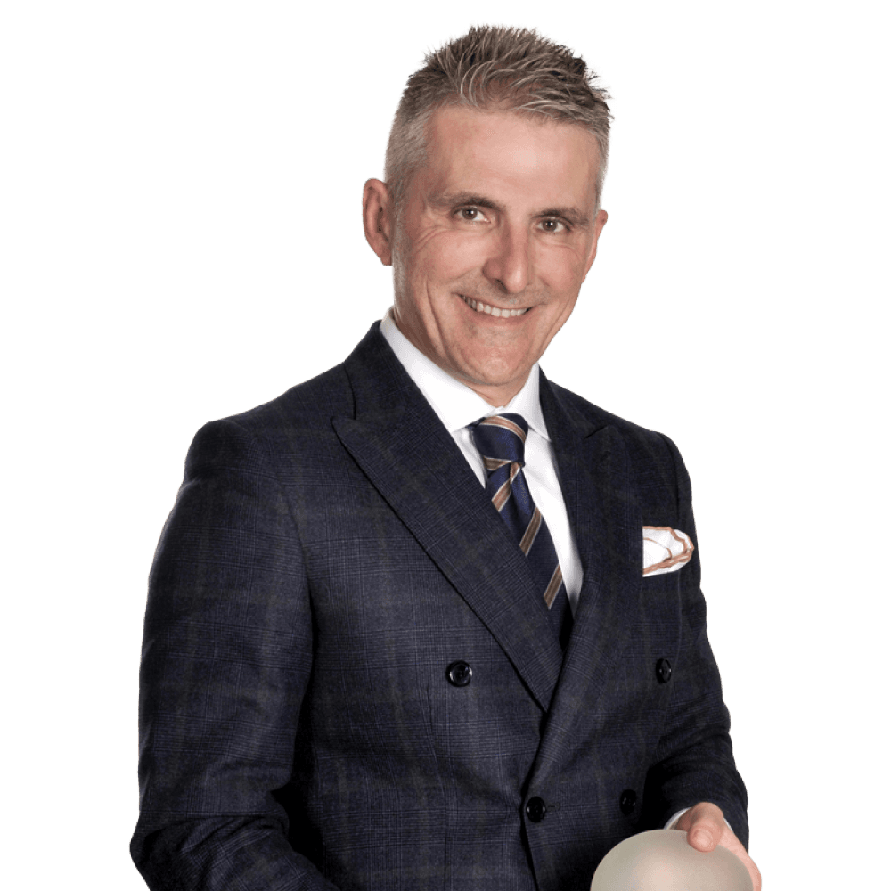 Plastic and aesthetic surgeon Dr. Renato Zaccheddu