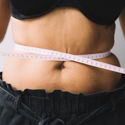 Liposuzione o Addominoplastica: Differenze e Indicazioni