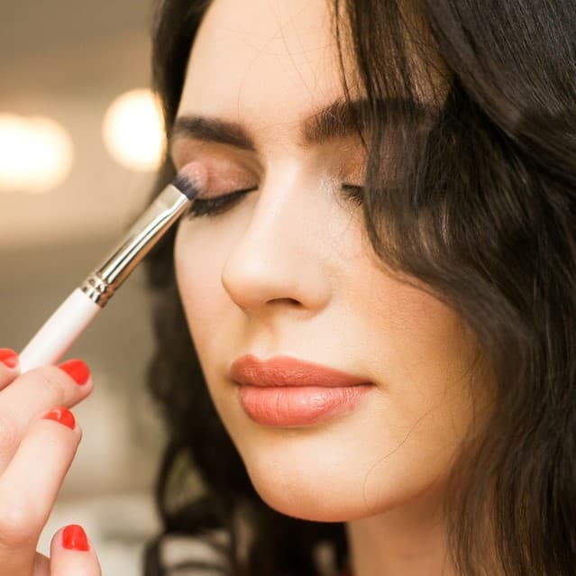 Come truccare gli occhi dopo una Blefaroplastica